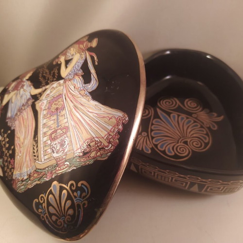 Bijouterie box 24k gold with ancient Greek mythology scenes, like new