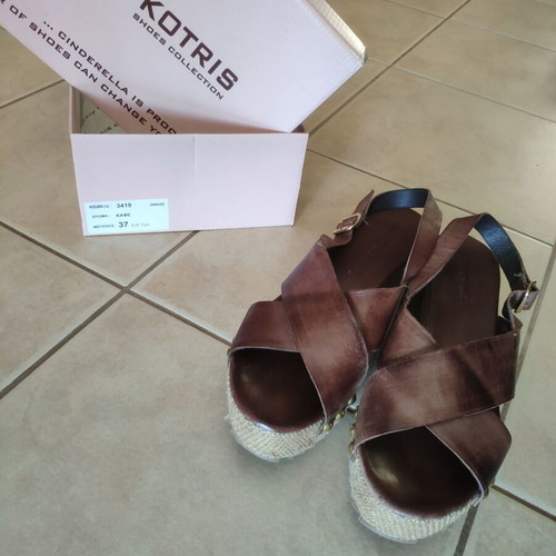 Makis Kotris leather platform sandals like new, size 37, brown