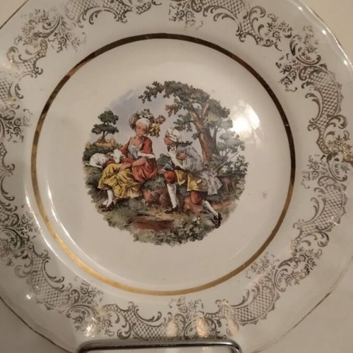 Vintage decorative porcelain plates, pack of 3