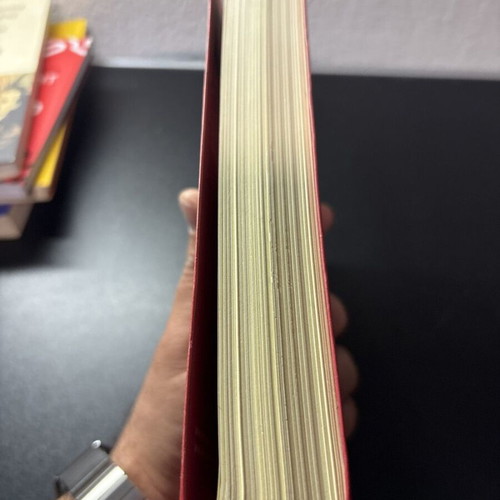 The Queen of Shoes Anna Davis book used
