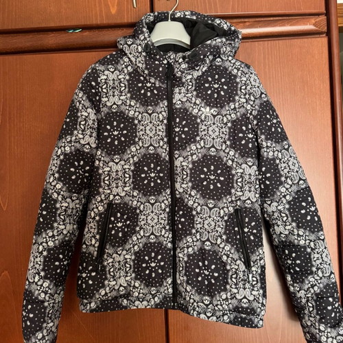 Adidas jacket in very good condition