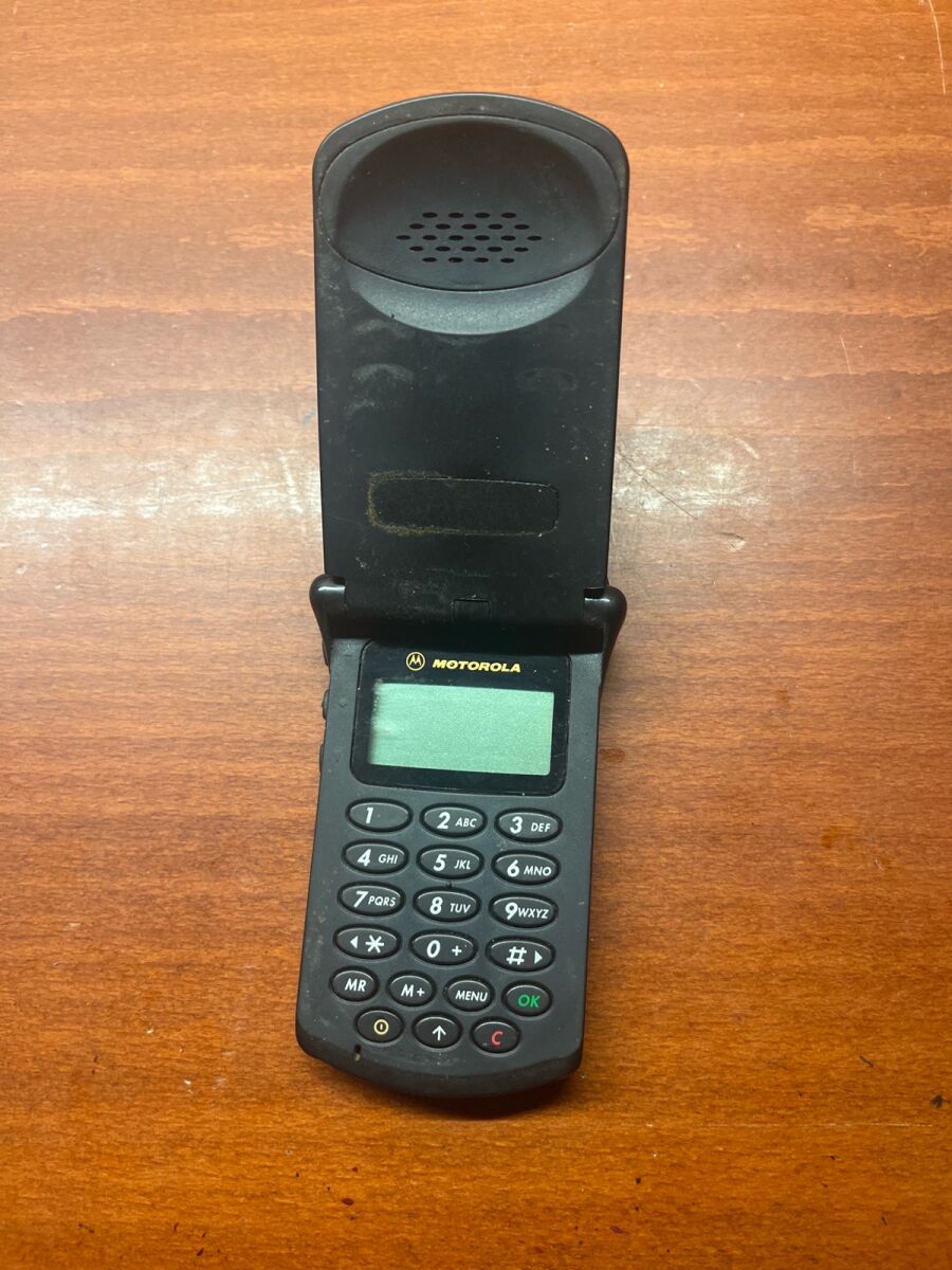 Motorola StarTAC used collectible cell… - € 45,00 - Vendora.cy