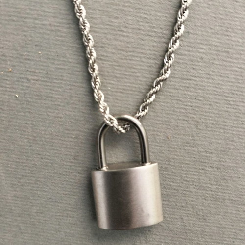 Men's stainless steel pendant with 316L chain new