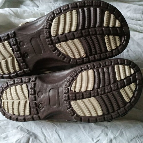 Elegant look sandal clogs new, beige and brown, size 45