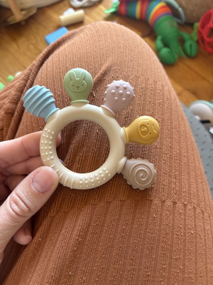 Baby teething toy like new