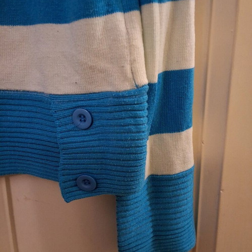 Striped turtleneck used, comfortable fit, size M, white and blue