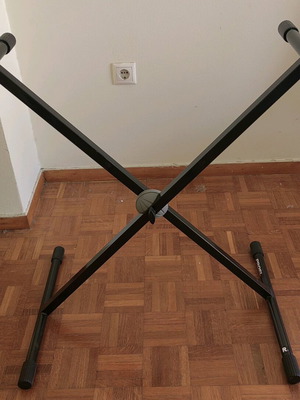 Keyboard stand Proel like new