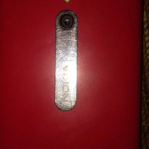 Nokia Lumia 800 used, pack of two non-working for spare parts