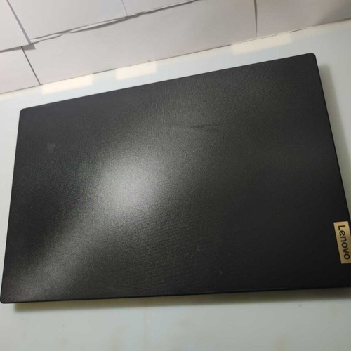 Lenovo V15 G4 AMN laptop used, defective motherboard, new battery, LCD A+