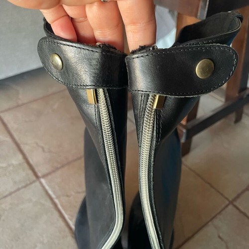Black boots size 40 used, heel height 4cm