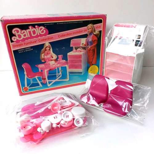 Barbie Dream Furniture Collection Dining Center 1982 Mattel new