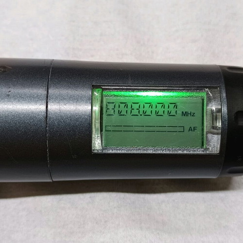 Sennheiser EW300 G2 wireless microphone used