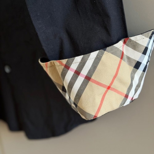 Burberry women's shirt like new, black, size S/M