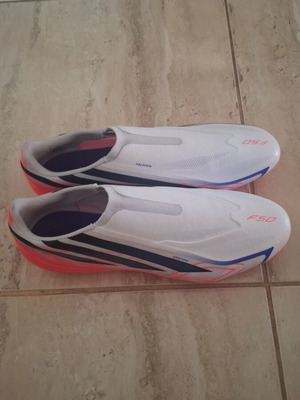 Adidas F50 Hyperfast Pro laceless football shoes size 42.5