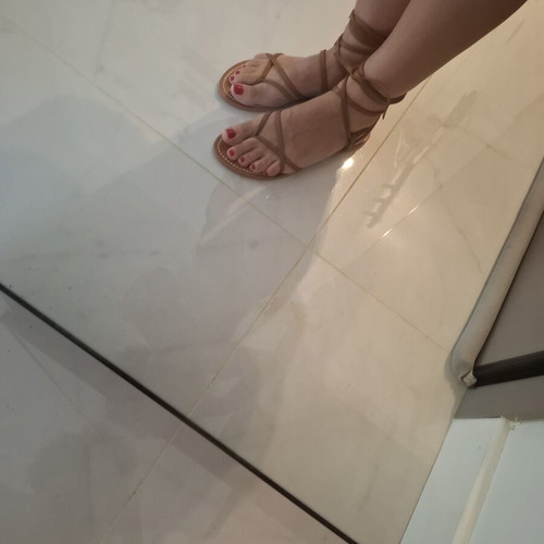 Zara sandals like new, brown with versatile straps, size 40