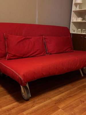 IKEA sofa bed like new with 2 cushions