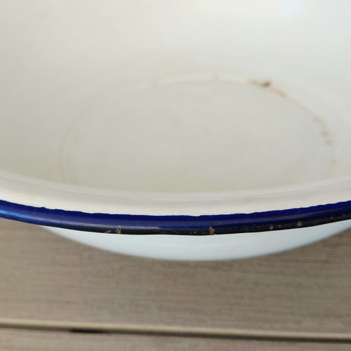Vintage enamel basin from Yugoslavia, 1960s