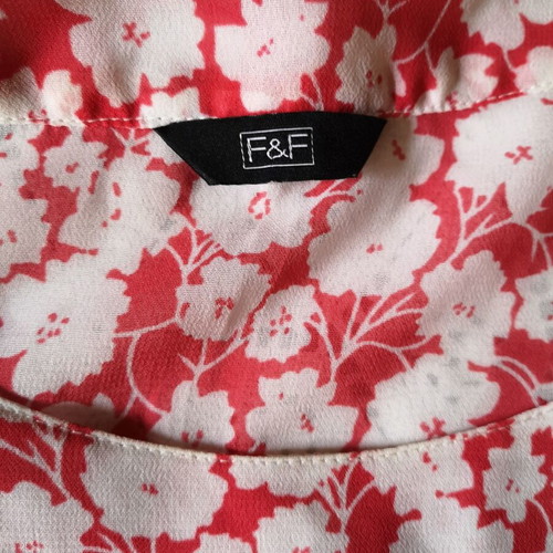 Floral sleeveless blouse F&F used, white and fuchsia, size XL