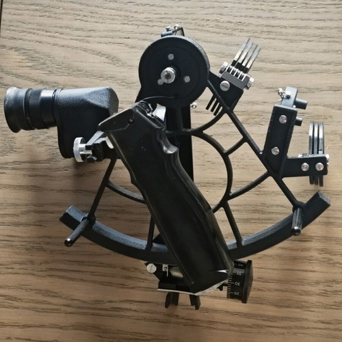 Tamaya MS-833 Marine Sextant like new with case and certificate