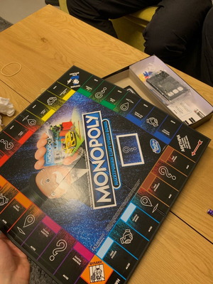 Monopoly board game like new