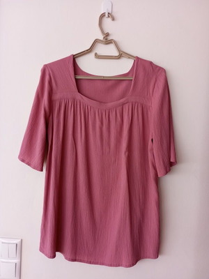 Blouse like new in dusty apple pink-purple for large-xl