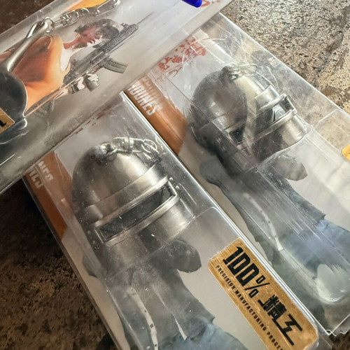 PUBG Special Edition Collectible Keychain New, 2 Helmets and 1 Pan
