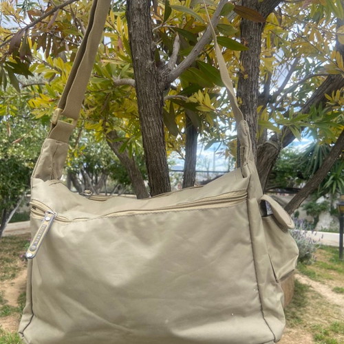 Citybag crossbody bag used with zipper needing replacement