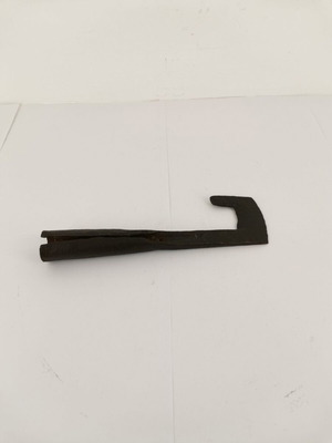 Pruning tool for pole used, made in kiln, 1940s vintage