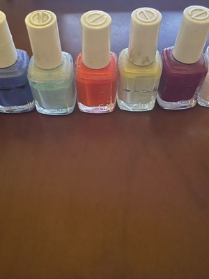 Nail polish used, pack of 7 Essie and 1 Peggy Sage