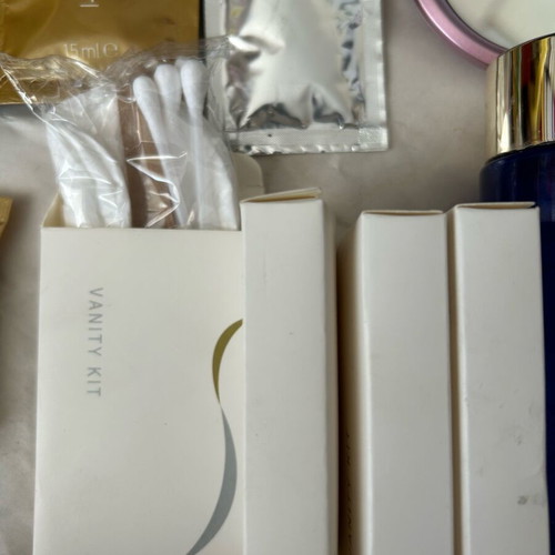 Set of skincare items like new, sold together