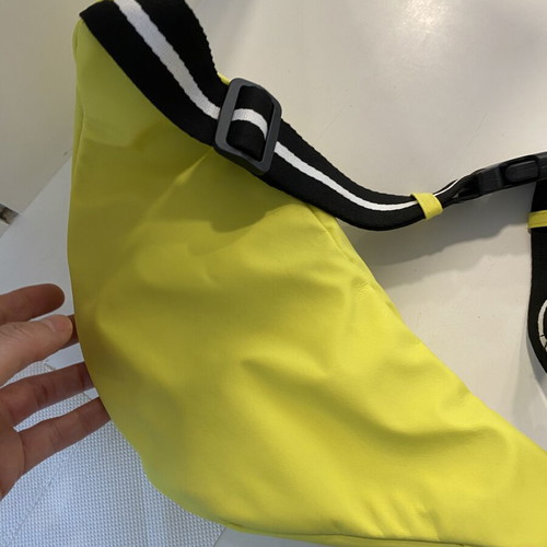 Waist bag lime waterproof like new
