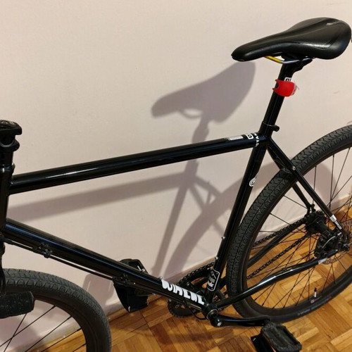 Octane One Kode Gravel bike like new, disc brakes, 700c wheels