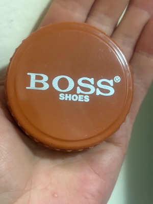 Boss shoe sponge used