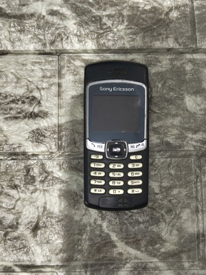 Sony Ericsson T290i mobile phone