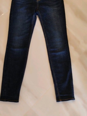 Τζιν παντελόνι Stradivarius skinny ελαστικό Medium σε άριστη κατάσταση