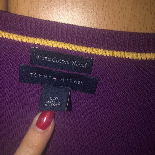 Tommy Hilfiger purple knit sweater like new, size S