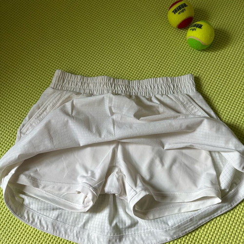 Adidas tennis skirt like new, white with pink details