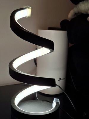 Power lamp with USB and adjustable lighting, new