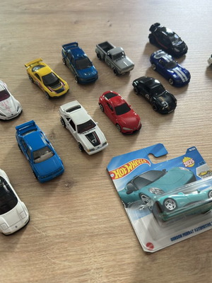 Hot Wheels και Matchbox αυτοκίνητα σαν καινούργια, όλα μαζί