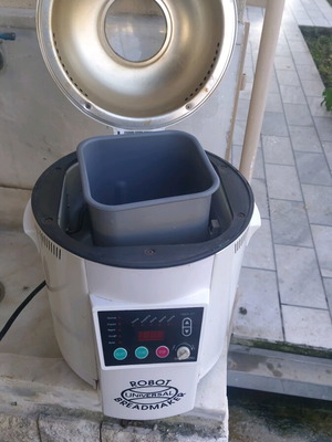 Breadmaker robot like new