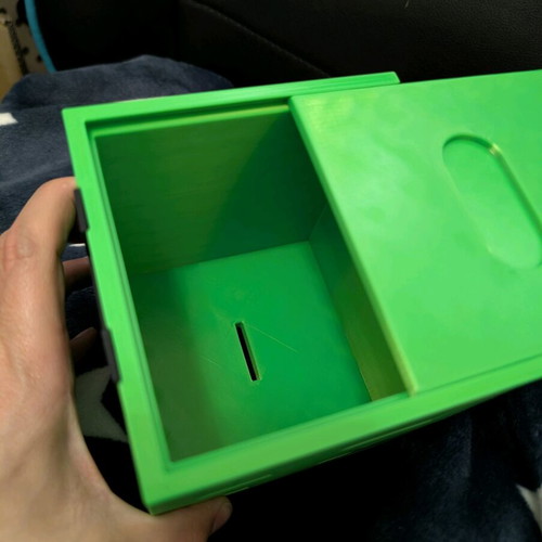 Minecraft piggy bank like new with drawer 12x12cm