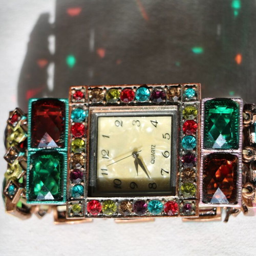 Antique diamond watch new with zircon crystals RQ100