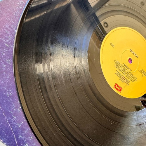 Queen Queen LP used, rock genre