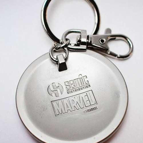Semic Marvel Captain America Shield Metal Keychain 5cm new