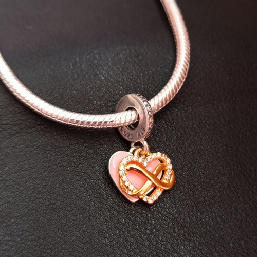 Pandora Family Forever Charm like new, silver