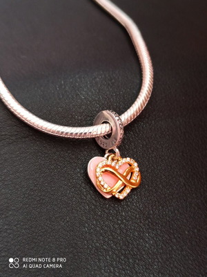 Pandora Family Forever Charm like new, silver