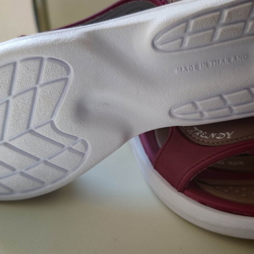 Rubber sandals size 37
