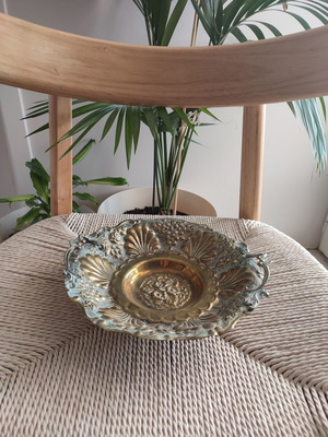 Metal vintage decorative bowl used, unique piece