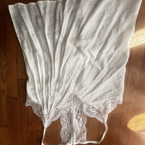 BSB women's top size S, cream