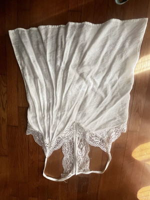 BSB women's top size S, cream